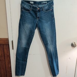 GAP Women's Classic Blue Skinny Jeans